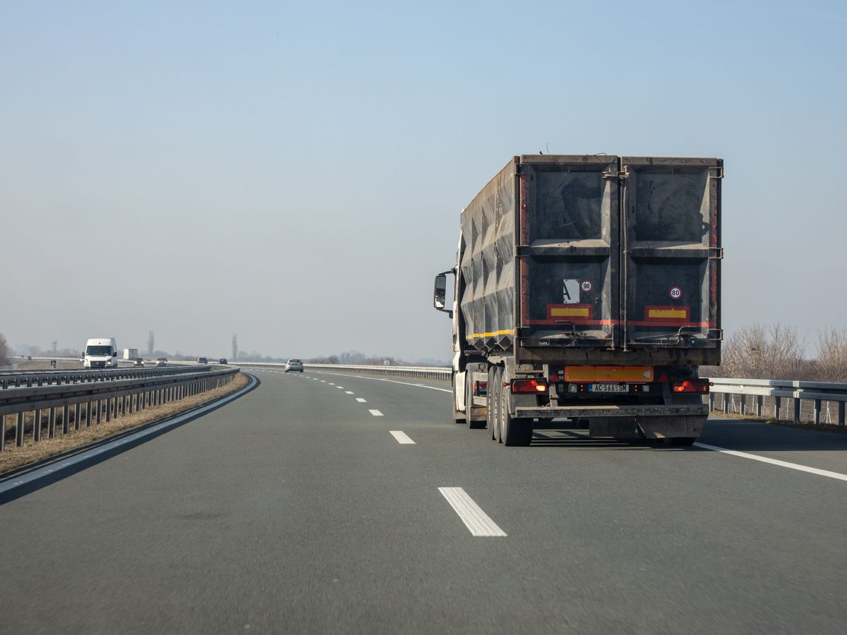 公路货运示意图